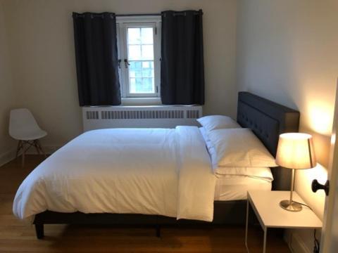 Couette-café Downtown Mcgill & Guy *